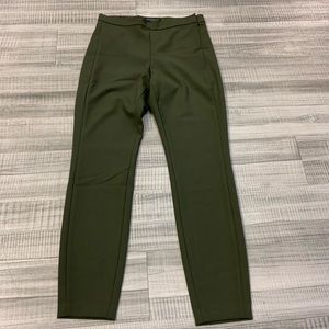 BANANA REPUBLIC GREEN PANTS